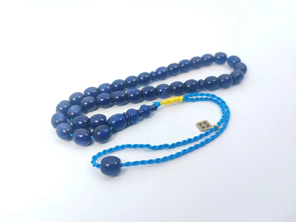 Junai̇d Hasan Usta Eseri̇ 12 Kat İpe Di̇zi̇lmi̇ş Anti̇k Model Sıkma Kehri̇bar