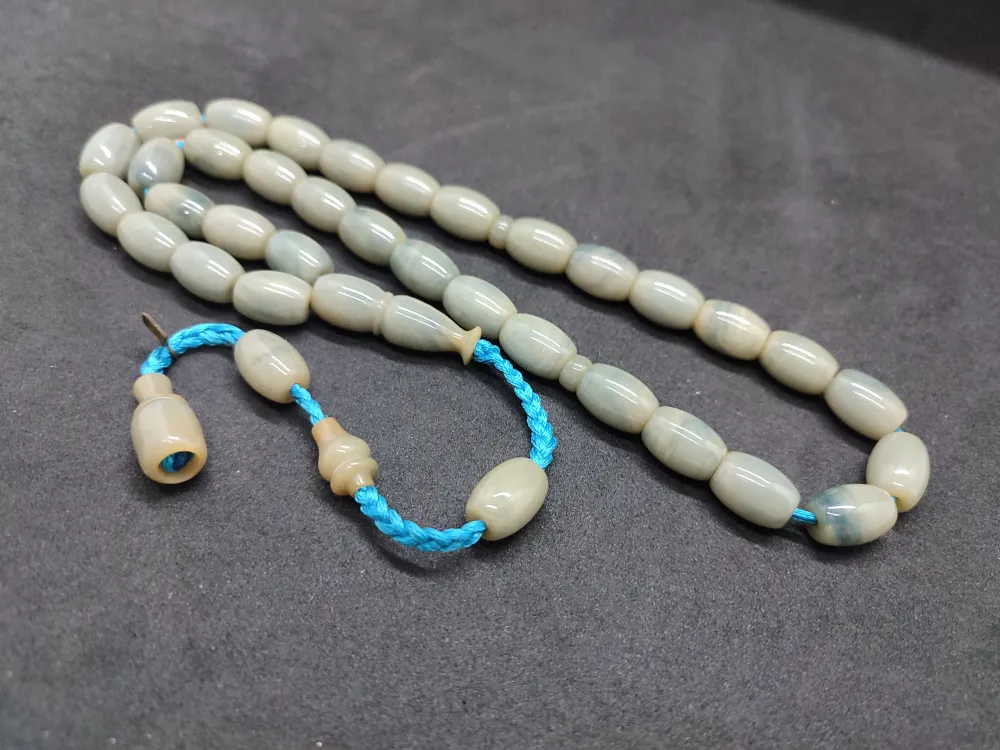 Junai̇d Hasan Usta Eseri̇ Kat Kat İpe Di̇zi̇li̇ Eski̇ Usul Çalışılma Sıkma Kehri̇bar küçük resim 2