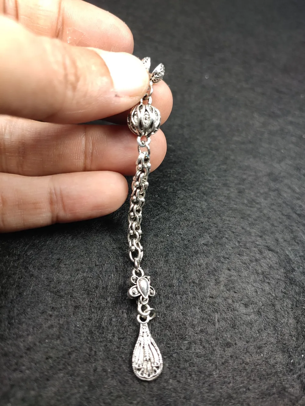 Alman Gümüş Püskül