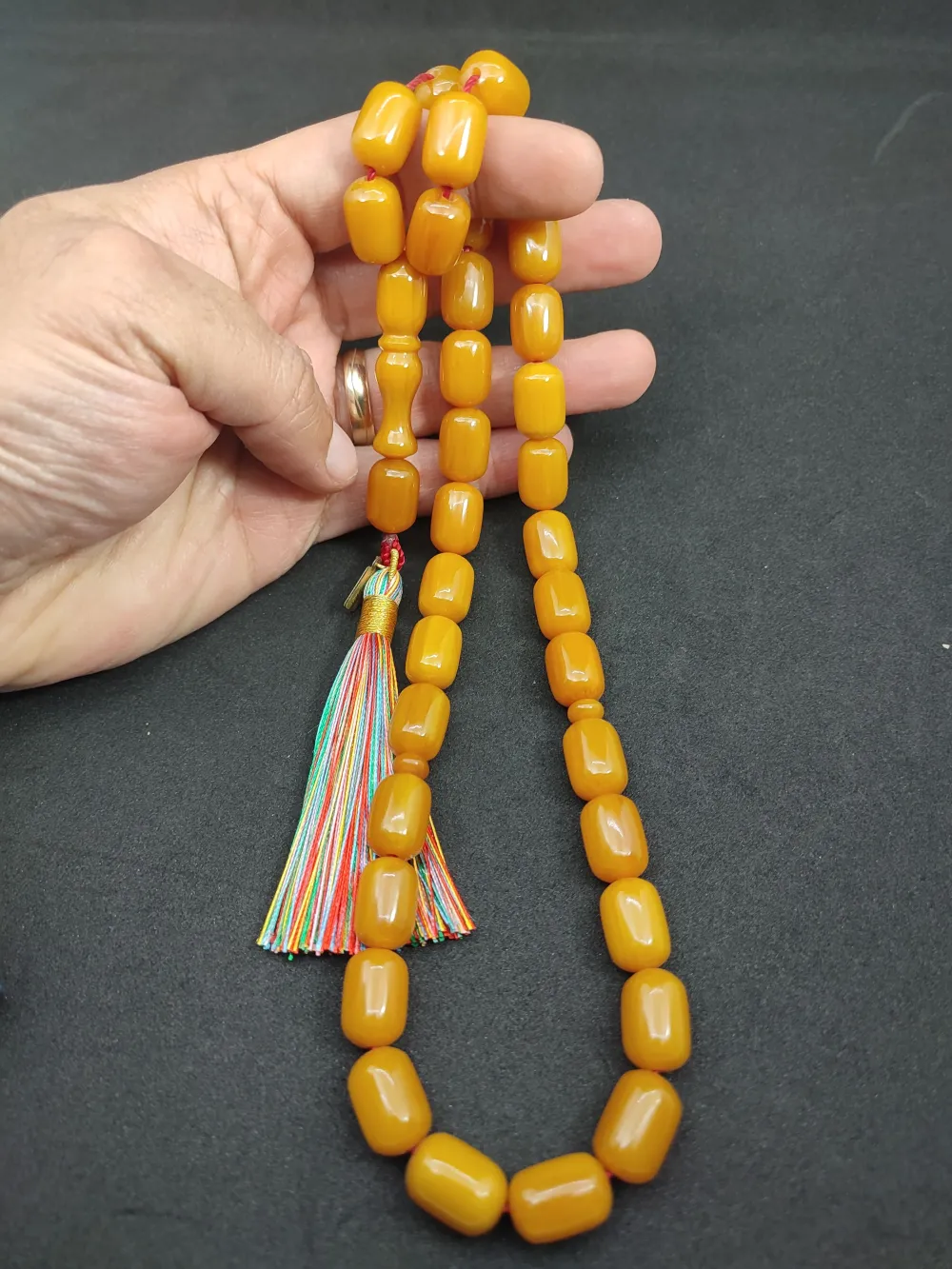 Ebu Zeyn Usta Eseri̇ İmzalı İri̇ Boy 12 Kat İpe Di̇zi̇li̇ Eski̇ Usul Sıkma Kehri̇bar küçük resim 4