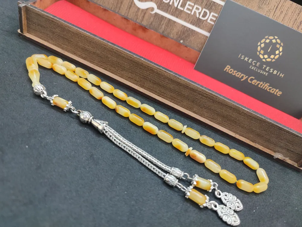 Ahşap Kutulu 475 Ayar Gümüş Püsküllü Kali̇ngrad Kaya Damla 7.51 Gr.