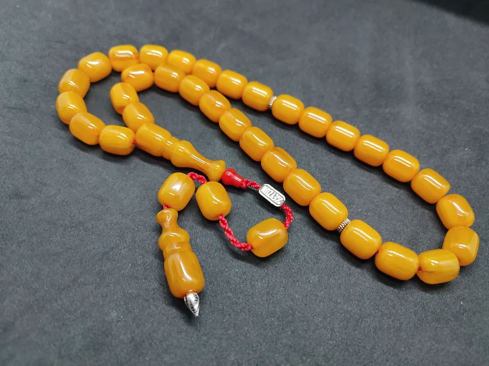 Zeyzun Usta Eseri̇ (İmza Çi̇vi̇ Ara Pulları Gümüş) Sıkma Kehri̇bar