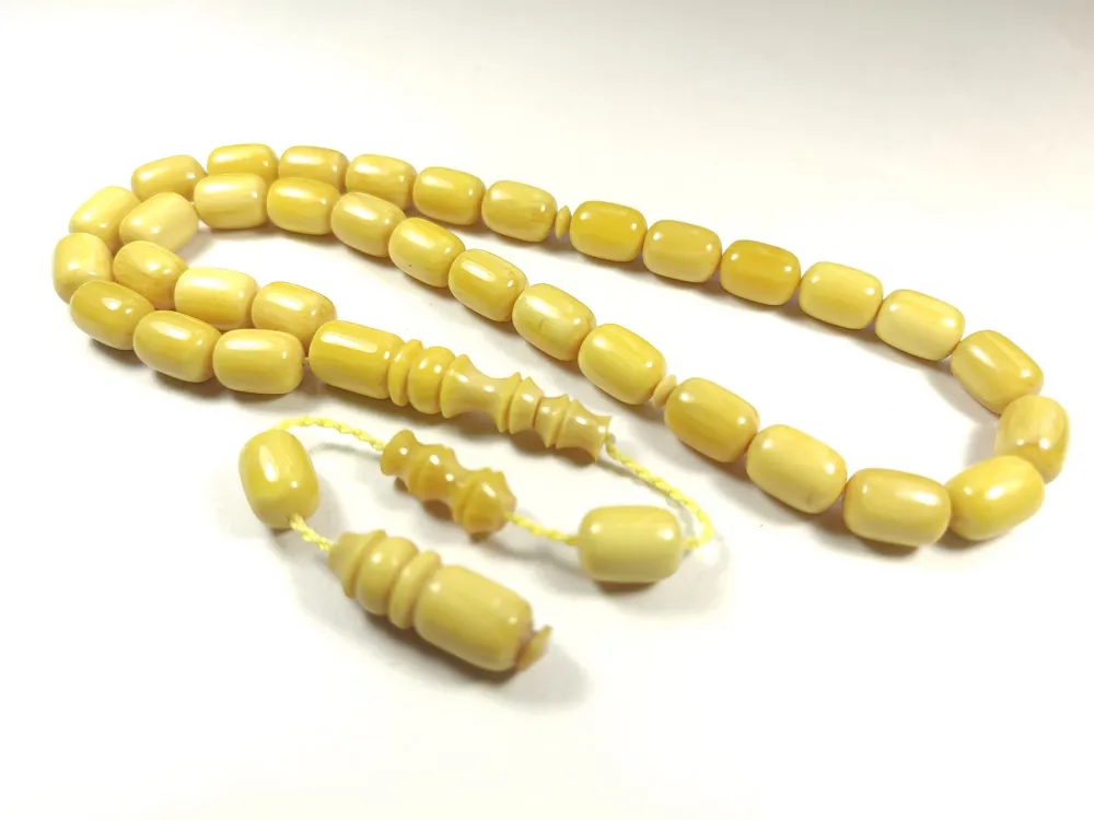 Emi̇na Ri̇şvani̇ Usta İşi̇ İmzalı Sıkma Kehri̇bar