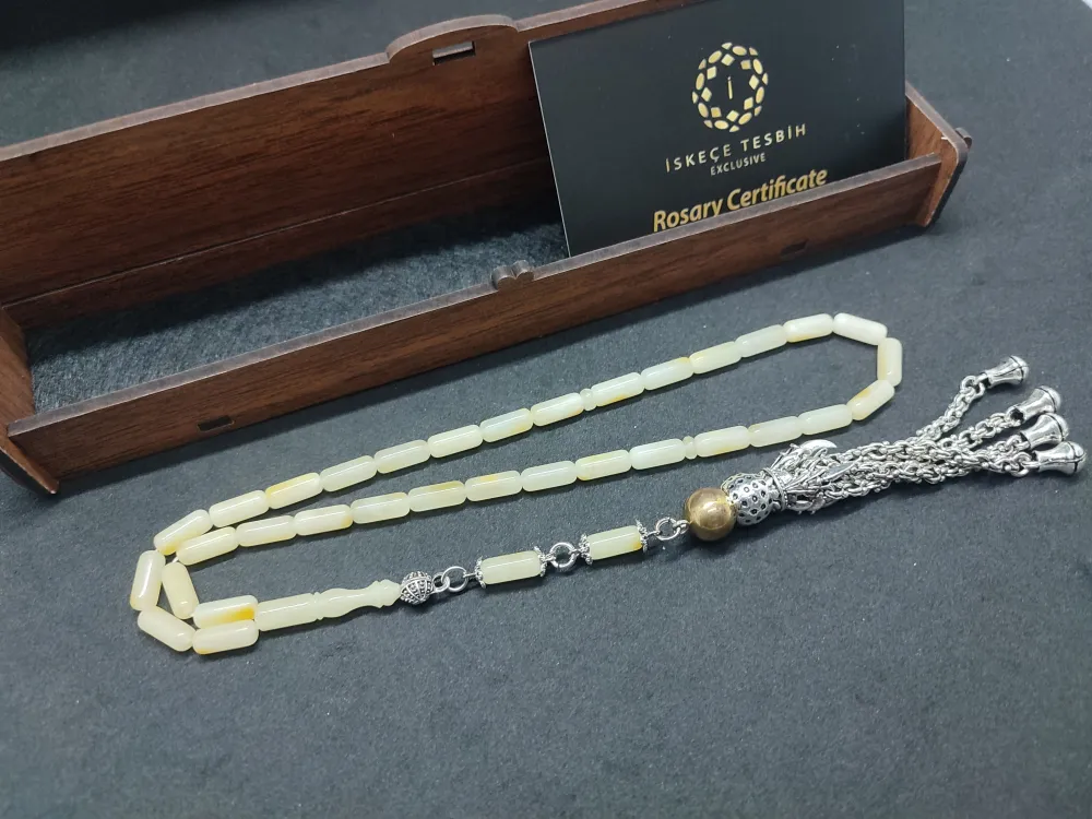 Ahşap Kutulu  Gümüş Püsküllü 9.20 Gr. Rus Kali̇ngrad Kaya Damla