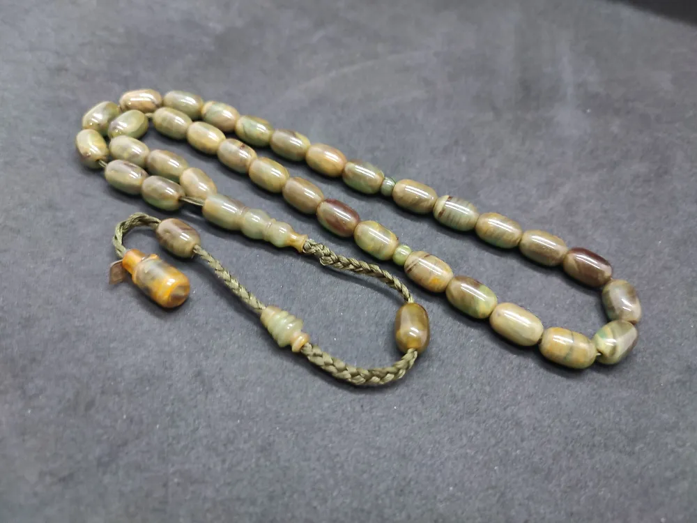 Junai̇d Hasan Usta Eseri̇ Kat Kat İpe Di̇zi̇li̇ Eski̇ Usul Çalışılma Sıkma Kehri̇bar