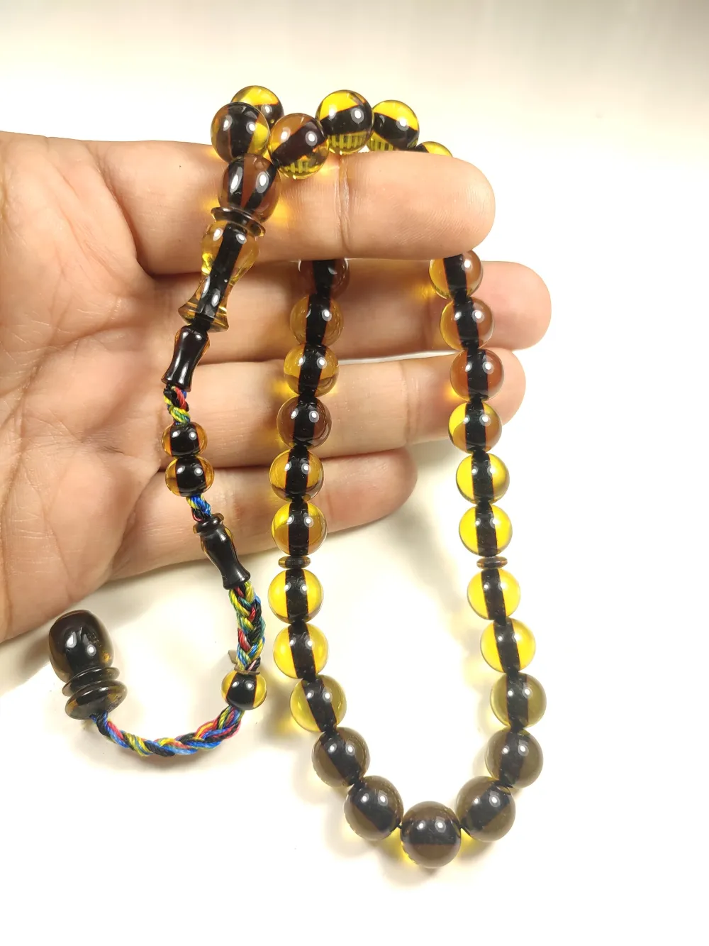 Ahmet Emi̇n Usta Eseri̇ Eski̇ Usul Kat Kat İpe Di̇zi̇lmi̇ş Kuru Torna Sıkma Kehri̇bar küçük resim 4