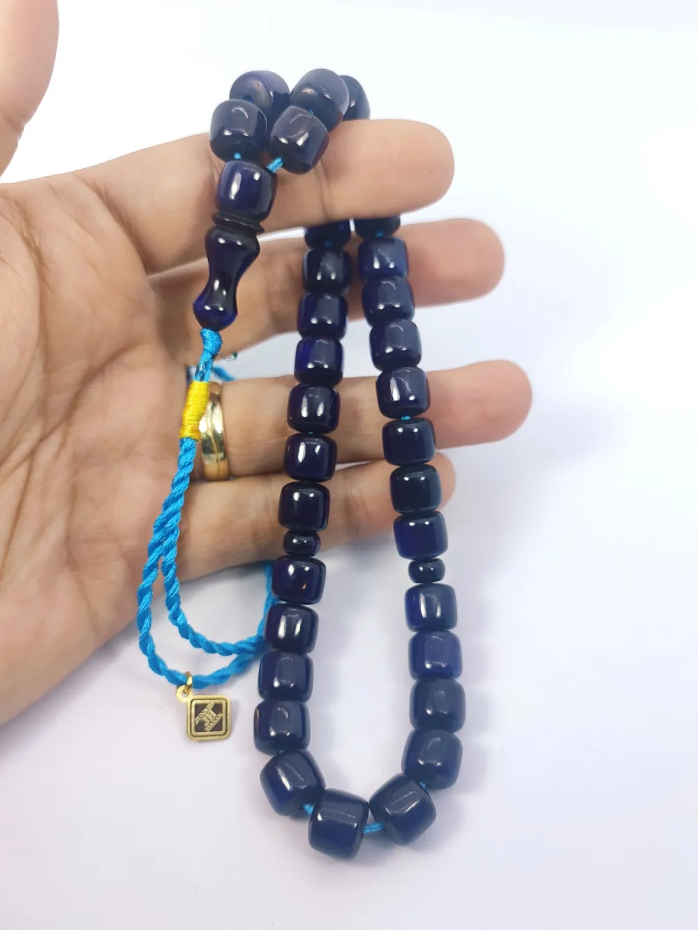 Junai̇d Hasan Usta Eseri̇ 12 Kat İpe Di̇zi̇lmi̇ş Anti̇k Model Sıkma Kehri̇bar küçük resim 4