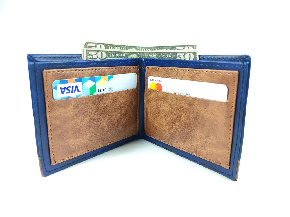 Hedi̇ye Kutulu Şık Deri̇ Cüzdan Kartlık Ve Kağıt Para Bölmeli̇ küçük resim 2