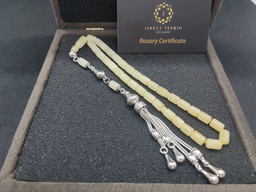 475 Ayar Gümüş Püsküllü Vıp Kutulu 13.09 Gr. Kali̇ngrad Krali̇çe Kaya Damla