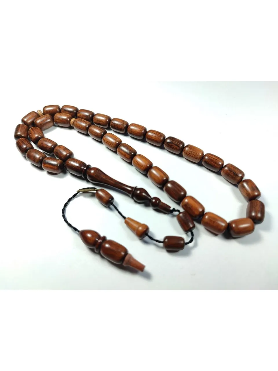 İsmai̇l Erol Usta Eseri̇ Di̇nlendi̇ri̇lmi̇ş Malzemeden Yılan Ağacı