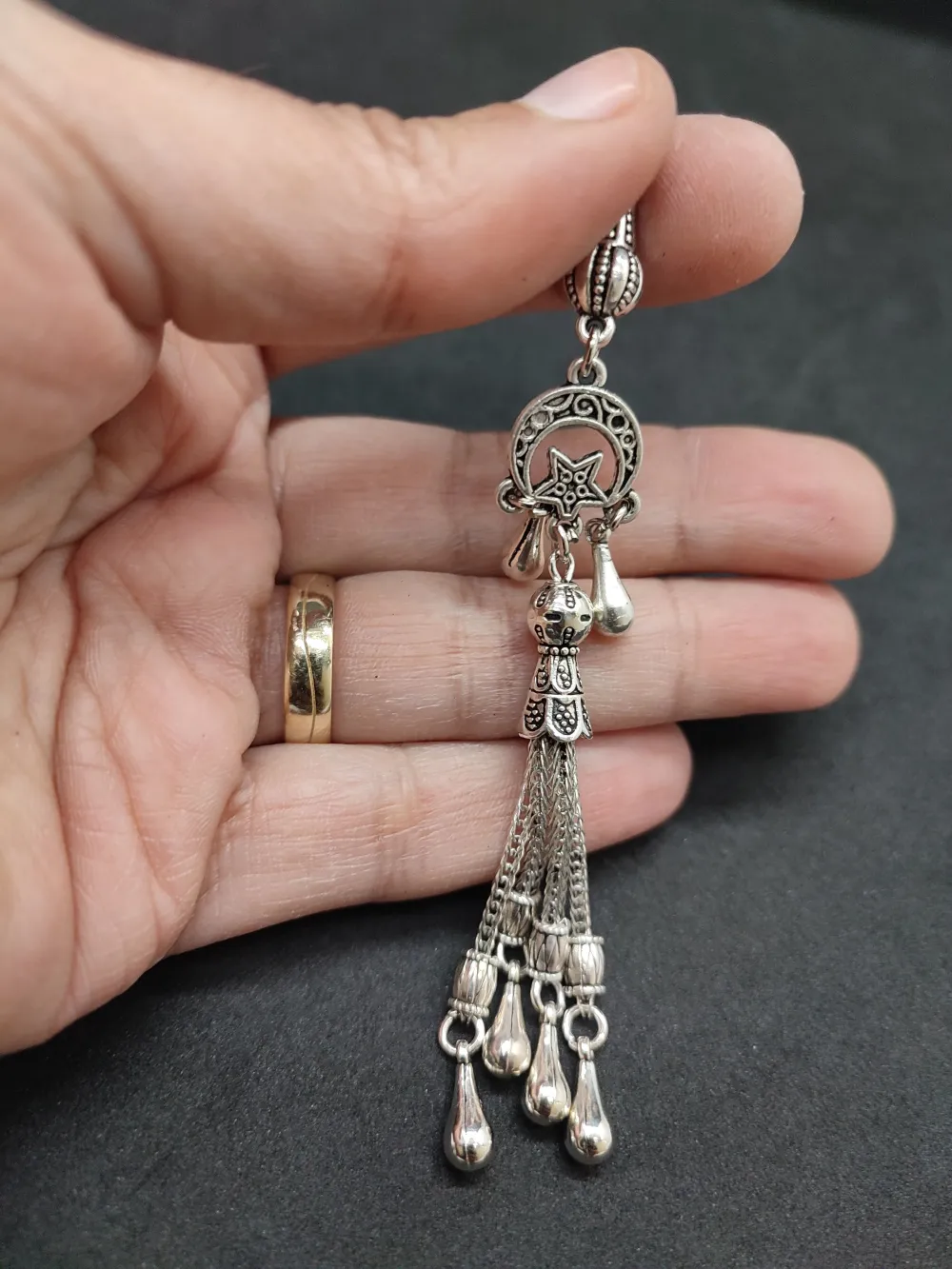 475 Ayar Gümüş Tesbi̇h Püskülü