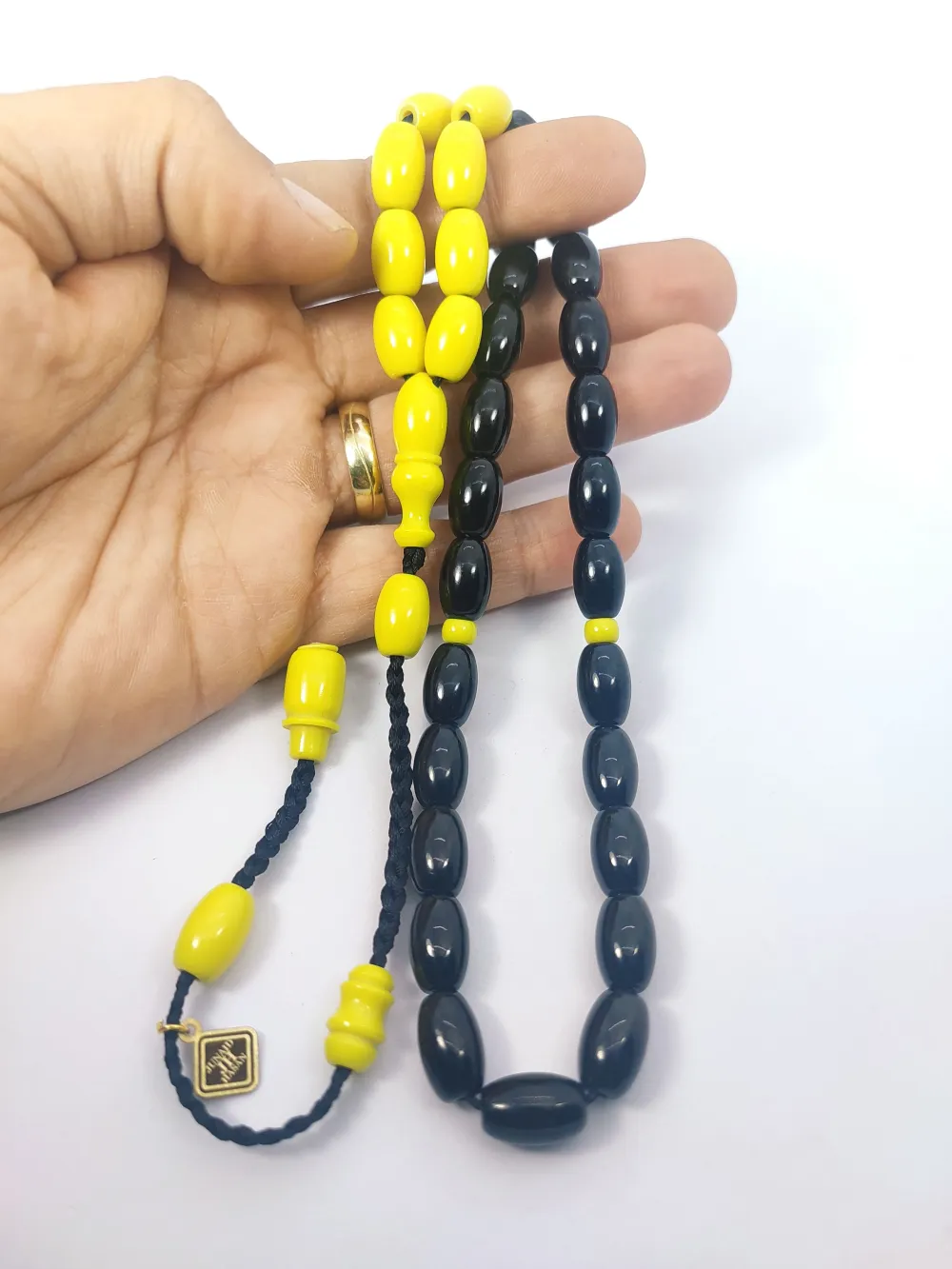 Junai̇d Hasan Usta Eseri̇ 12 Kat İpe Di̇zi̇lmi̇ş Anti̇k Model Sıkma Kehri̇bar küçük resim 4