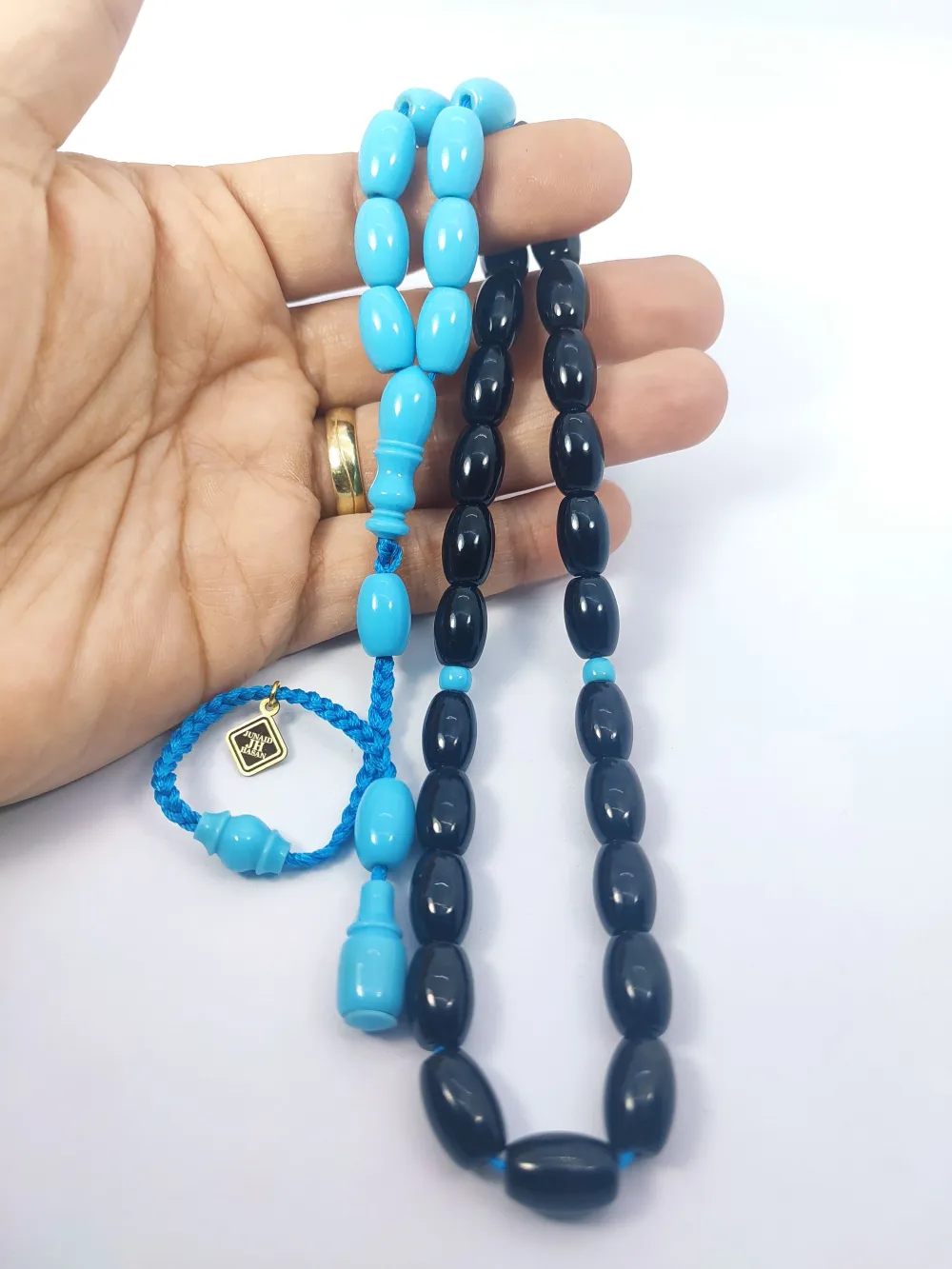 Junai̇d Hasan Usta Eseri̇ 12 Kat İpe Di̇zi̇lmi̇ş Anti̇k Model Sıkma Kehri̇bar küçük resim 4