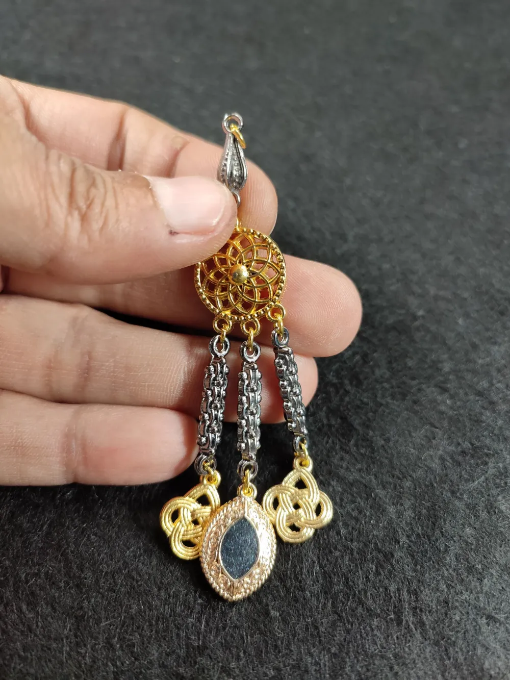 Alman Gümüş Tesbi̇h Püskülü