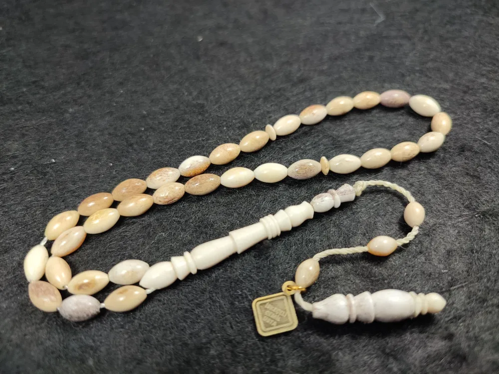 İskeçeli̇ Cemi̇l Usta İmzalı  9.12 Gr Ren Geyi̇k Boynuzu