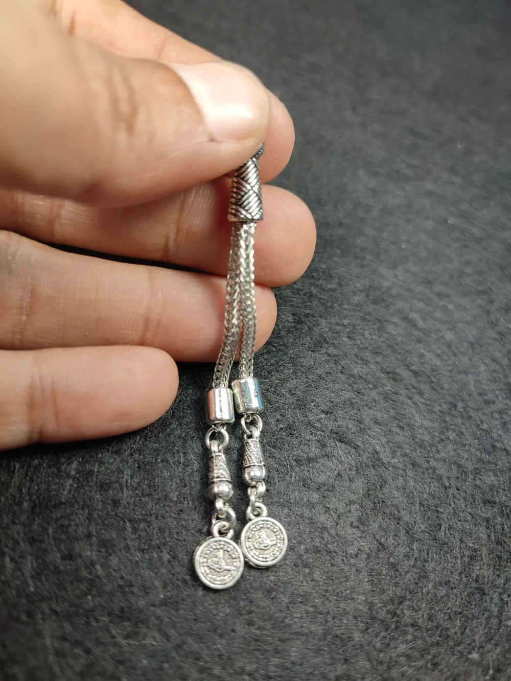 Alman Gümüş Püskül küçük resim 2