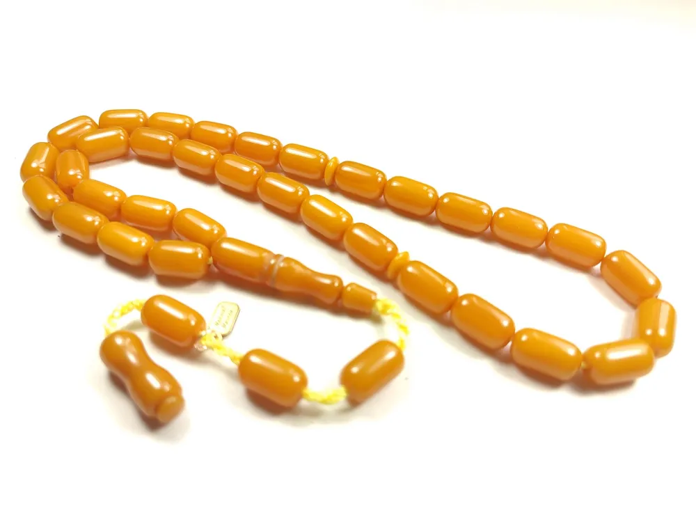 Mehmet Mercan Usta İşi̇ İmzalı Rengi̇n Zi̇rvesi̇ Bi̇r Sıkma Kehri̇bar