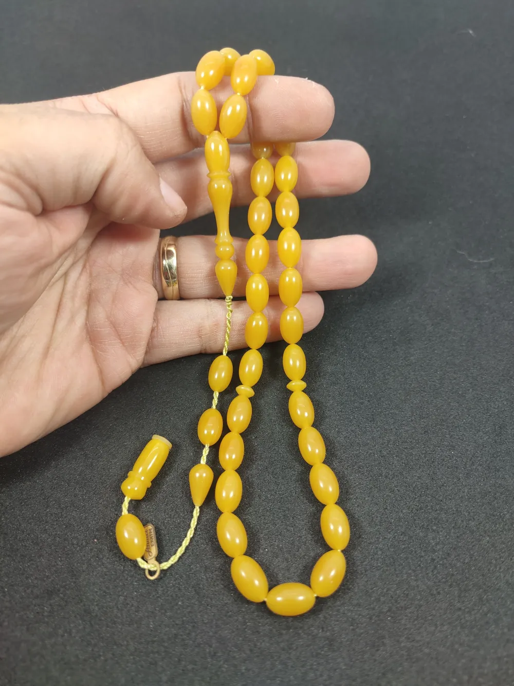 Ahmet Emi̇n Usta Eseri̇ Rengi̇n Zi̇rvesi̇ Bi̇r Sıkma Kehri̇bar küçük resim 5