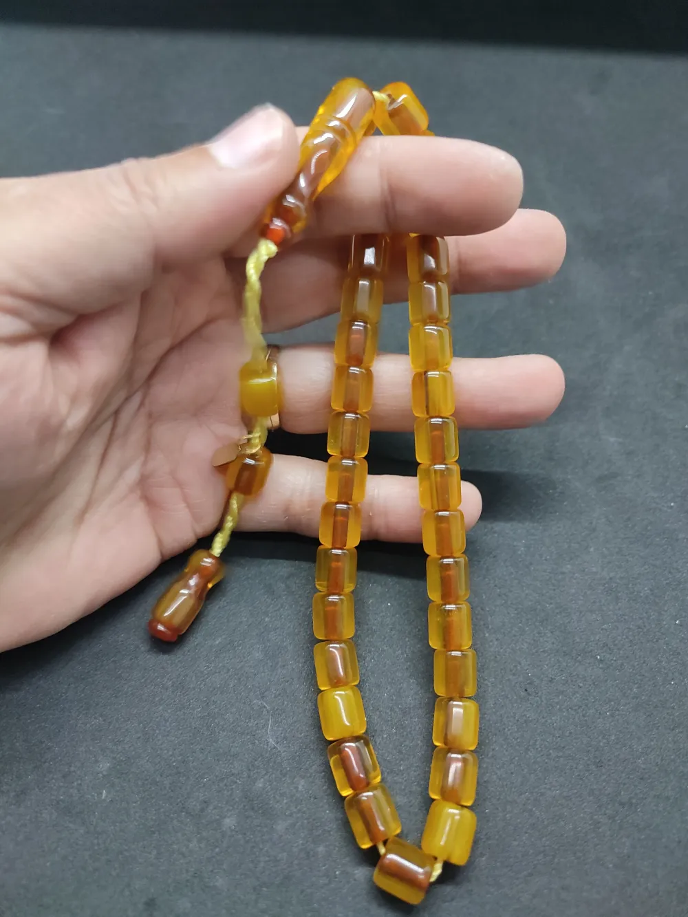 Dabbas Usta Eseri̇ Rengi̇n Zi̇rvesi̇ Bi̇r Sıkma Kehri̇bar küçük resim 4