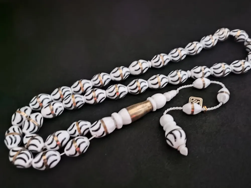 İskeçeli̇ Cemi̇l Usta Eseri̇ İri̇ Boy Gümüş Sarmal Mi̇neli̇ Deve Kemi̇ği̇