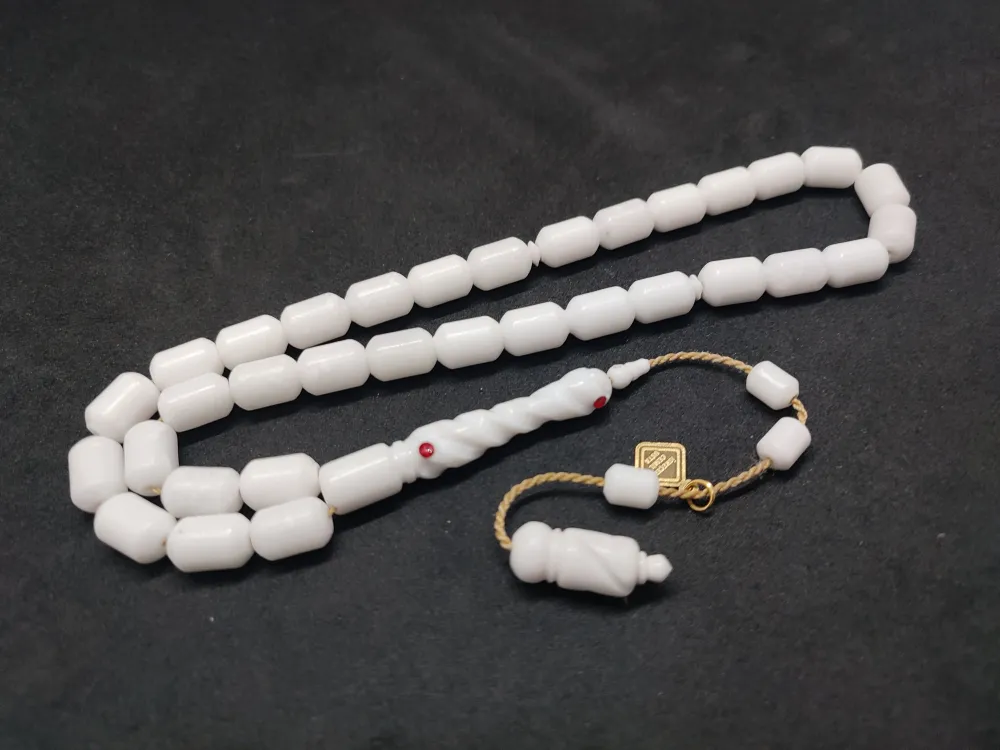 İskeçeli̇ Cemi̇l Usta Eseri̇  Cori̇an Mermer