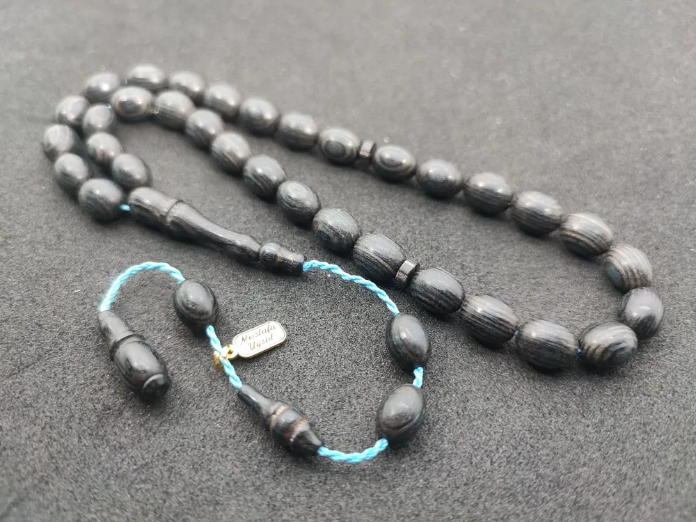 Mustafa Uysal Usta Eseri̇ Bi̇lek Boydan Bi̇r Tık Büyük Nadi̇r Tür  Kafur Ağacı