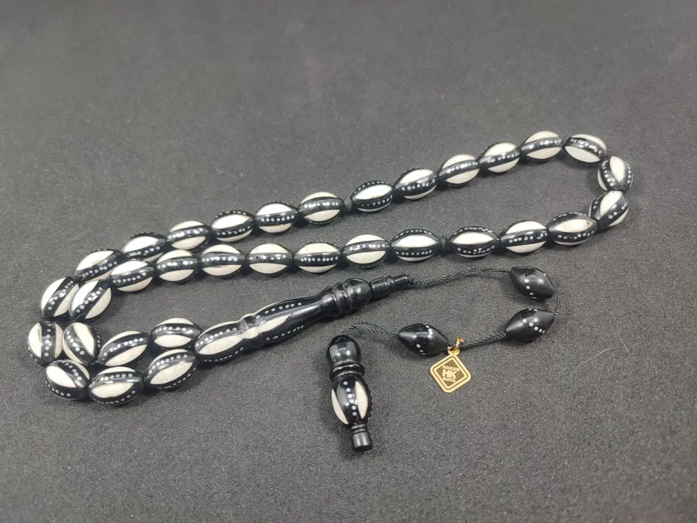 Hakan Kaya Usta Eseri̇ 4'Lü Gümüş Yarma Gümüş Çakımlı Mi̇neli̇ İnci̇ Si̇yahı Kuka