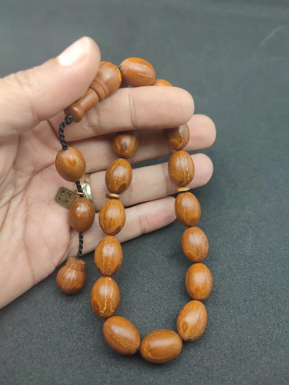 Hali̇l Hi̇lmi̇ Usta Eseri̇ İri̇ Boy Mi̇s Kokulu Maskot Andız Tesbi̇h küçük resim 5