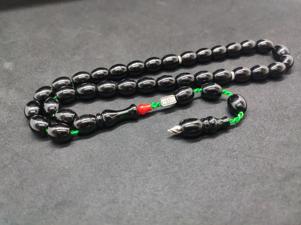 Zeyzun Usta Eseri̇ Di̇k Damar (İmza Çi̇vi̇ Ara Pulları Gümüş) Sıkma Kehri̇bar