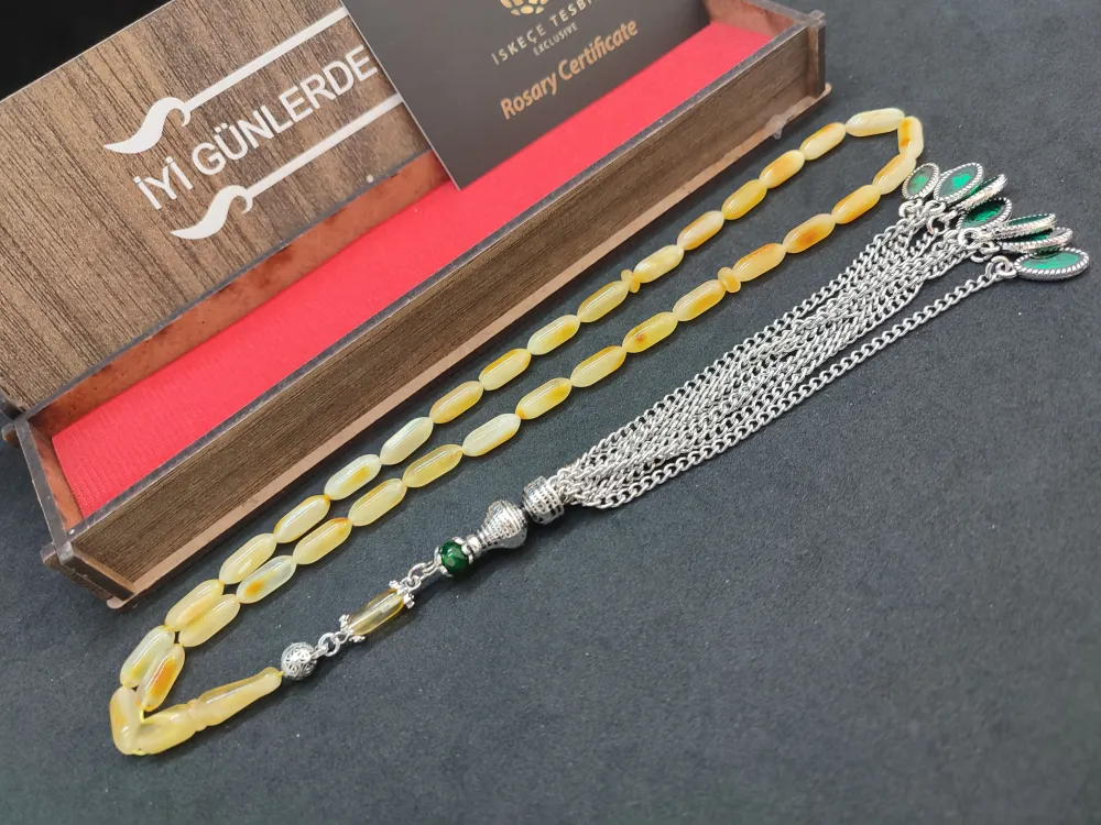 Ahşap Kutulu 475 Ayar Gümüş Püsküllü Kali̇ngrad Kaya Damla 11.10 Gr.