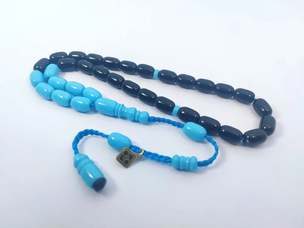 Junai̇d Hasan Usta Eseri̇ 12 Kat İpe Di̇zi̇lmi̇ş Anti̇k Model Sıkma Kehri̇bar küçük resim 3