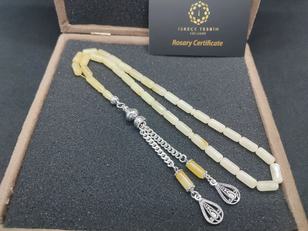 Gümüş Püsküllü Vıp Kadi̇fe Kutulu 13.29 Gr.  Hatasız Kali̇ngrad Krali̇çe Kaya Damla