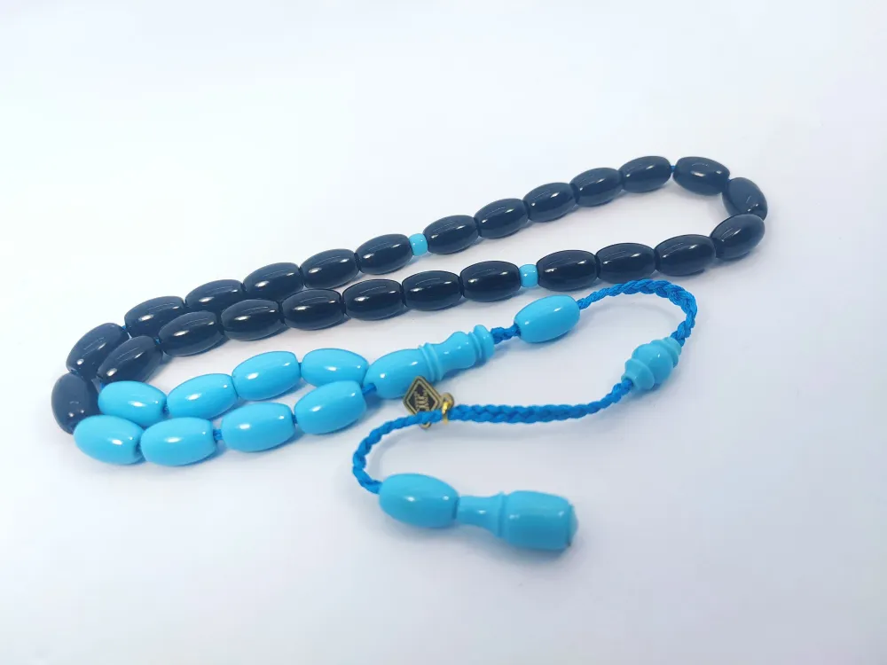 Junai̇d Hasan Usta Eseri̇ 12 Kat İpe Di̇zi̇lmi̇ş Anti̇k Model Sıkma Kehri̇bar