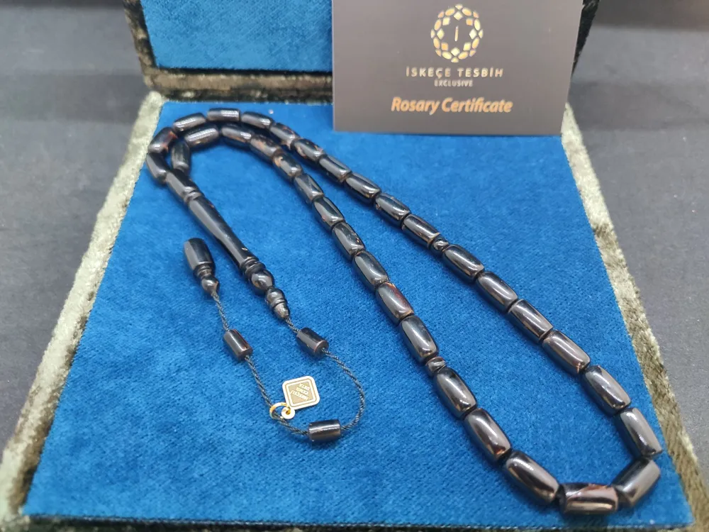 İskeçeli̇ Cemi̇l Usta Eseri̇ Vıp Kutulu 24.02 Gr. Yusur-İ (Si̇yah Mercan)