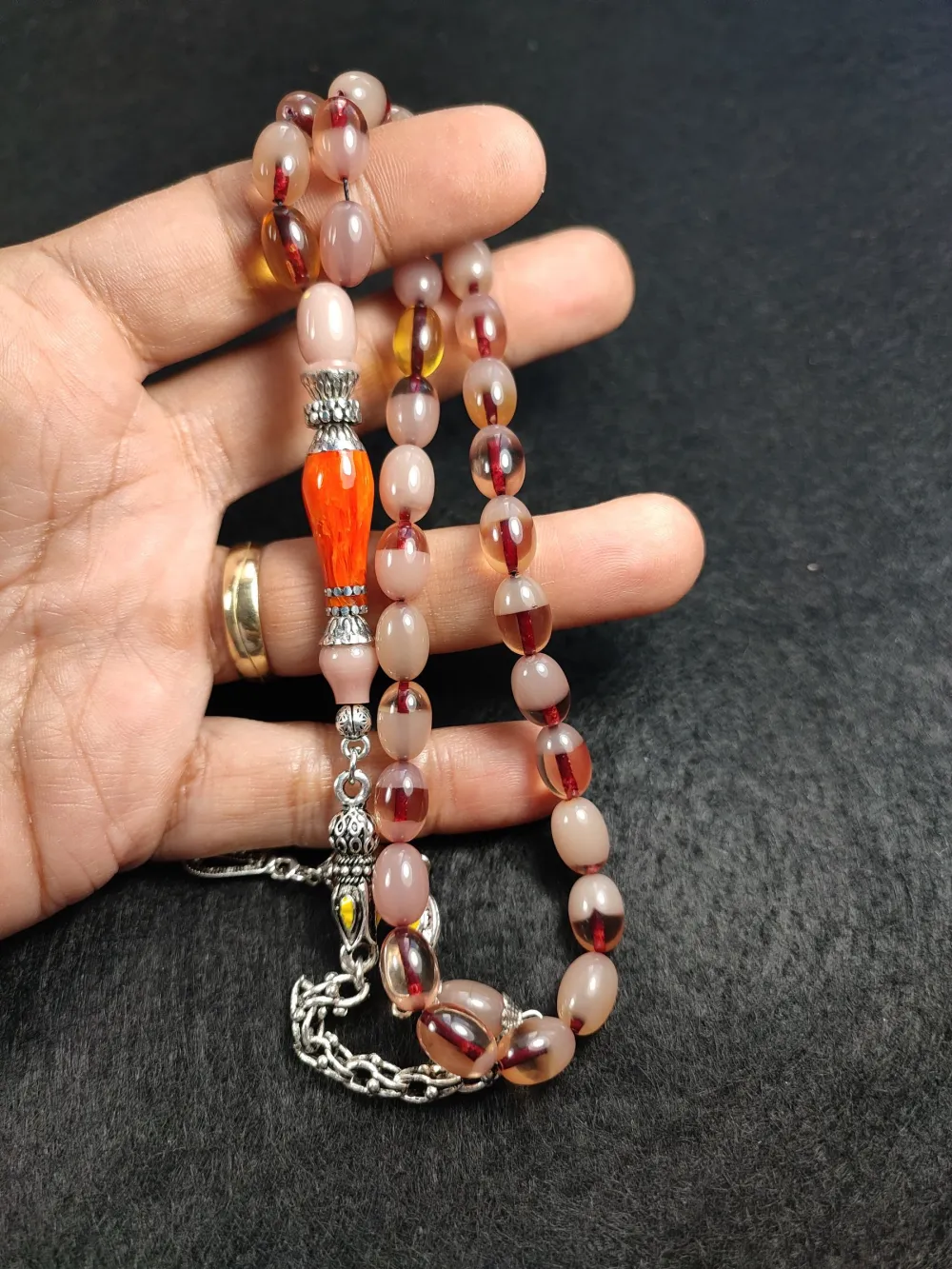 Mi̇neli̇ Alman Gümüş Püskül Kombi̇nli̇ Gmüş Nakkaş İmame Sıkma Kehri̇bar küçük resim 2