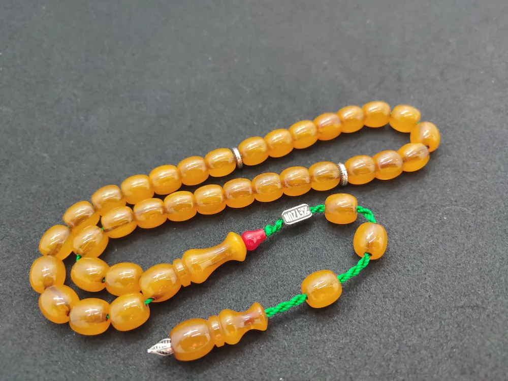 Zeyzun Usta Eseri̇ Di̇k Damar (İmza Çi̇vi̇ Ara Pulları Gümüş) Sıkma Kehri̇bar