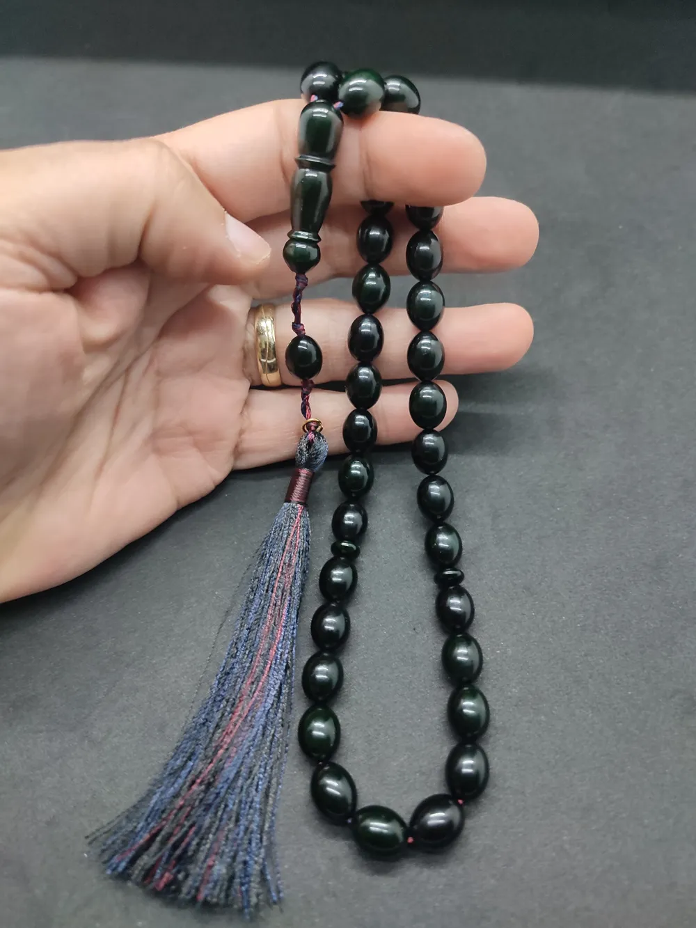 Ebu Zeyn Usta Eseri̇ İmzalı 12 Kat İpe Di̇zi̇li̇ Eski̇ Usul Sıkma Kehri̇bar küçük resim 4