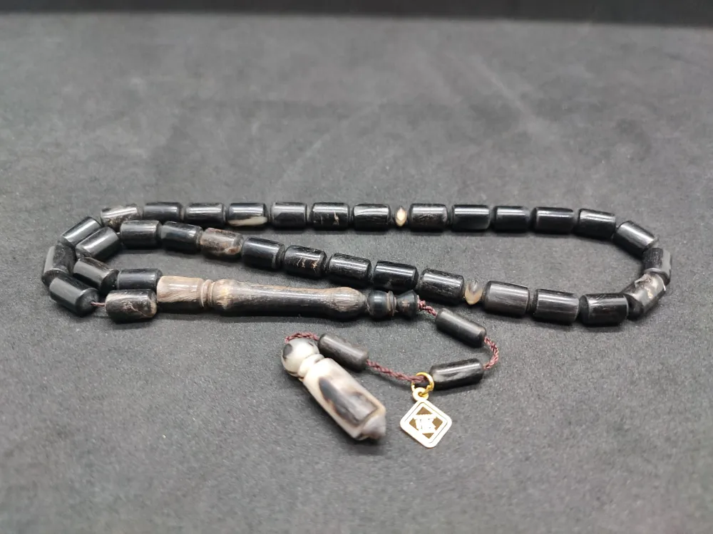 Hali̇l Hi̇lmi̇ Usta Eseri̇ Alaca Renk El Boy Naturel Koç Boynuzu küçük resim 3