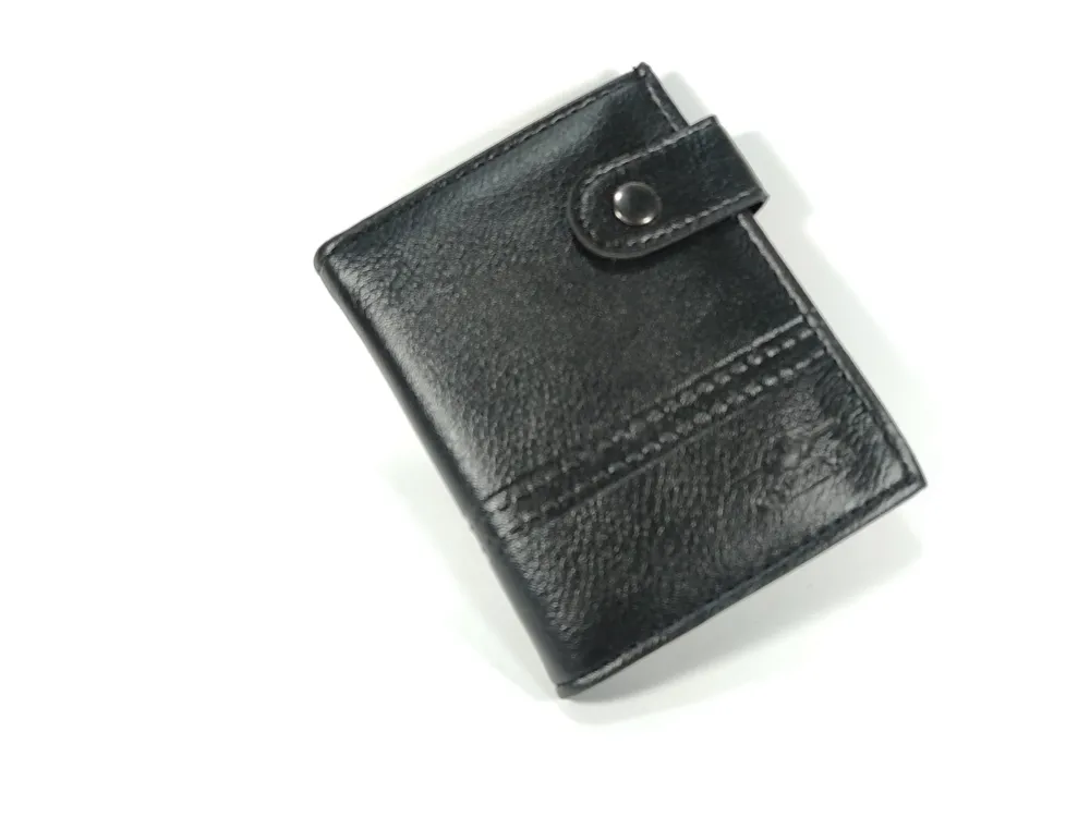 Hedi̇ye Kutulu Şık Deri̇ Cüzdan Kartlık Ve Kağıt Para Bölmeli̇