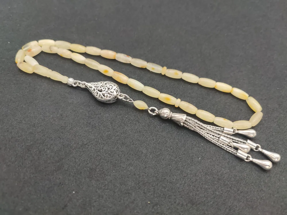 Kaçkar Usta Eseri̇ 10.75 Gr 475 Ayar Gümüş Püsküllü 11.18 Gr Mat Kaya Damla