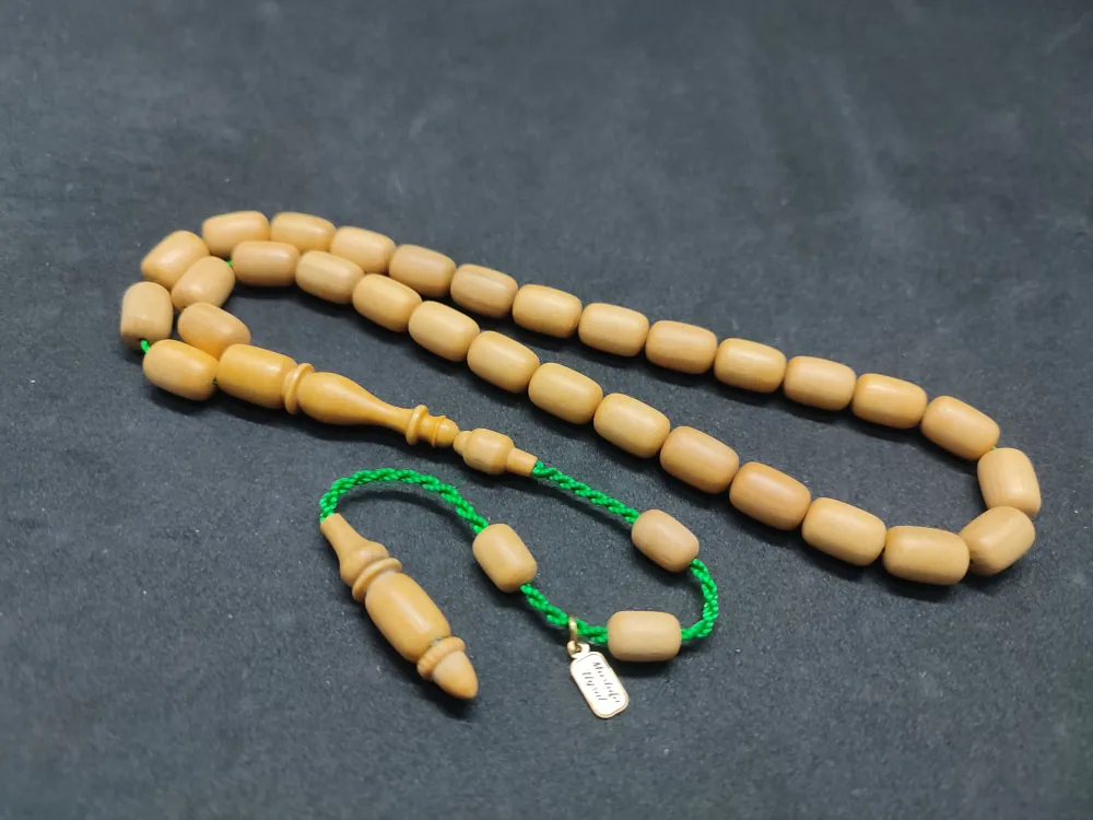 Başka Yerde Yok! Mustafa Uysal  Usta Eseri̇ Nai̇f Kokulu Kesme Şi̇mşi̇r Ağacı küçük resim 2