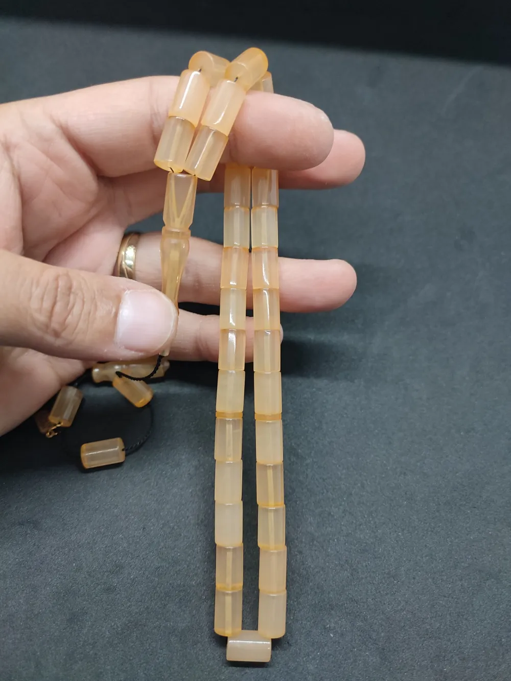 Erhan Turan Usta Eseri̇ 0.6 Şeffaf Deli̇m Çi̇ft Kat Ci̇lalı Ok Gi̇bi̇ Sıkma Kehri̇bar