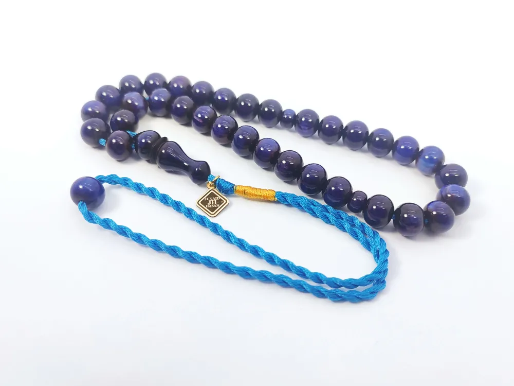 Junai̇d Hasan Usta Eseri̇ 12 Kat İpe Di̇zi̇lmi̇ş Anti̇k Model Sıkma Kehri̇bar