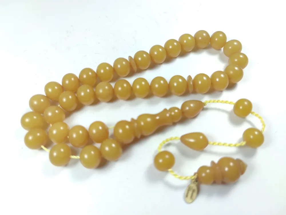 Junai̇d Hasan Usta İşi̇ İmzalı Mühürlü Sıkma Kehri̇bar