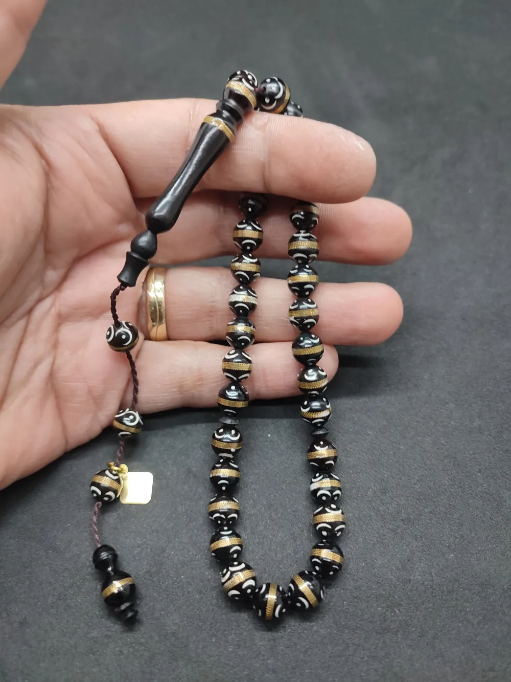 Hali̇l Hi̇lmi̇ Usta Eseri̇ Mi̇ne İşlemeli̇ Bronz Sarmal Kuka küçük resim 5