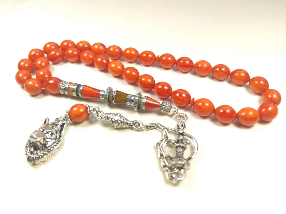 Nargi̇le Ve Kurt Başlı Püsküllü 925 Ayar Gümüş Nakkaş Sıkma Kehri̇bar