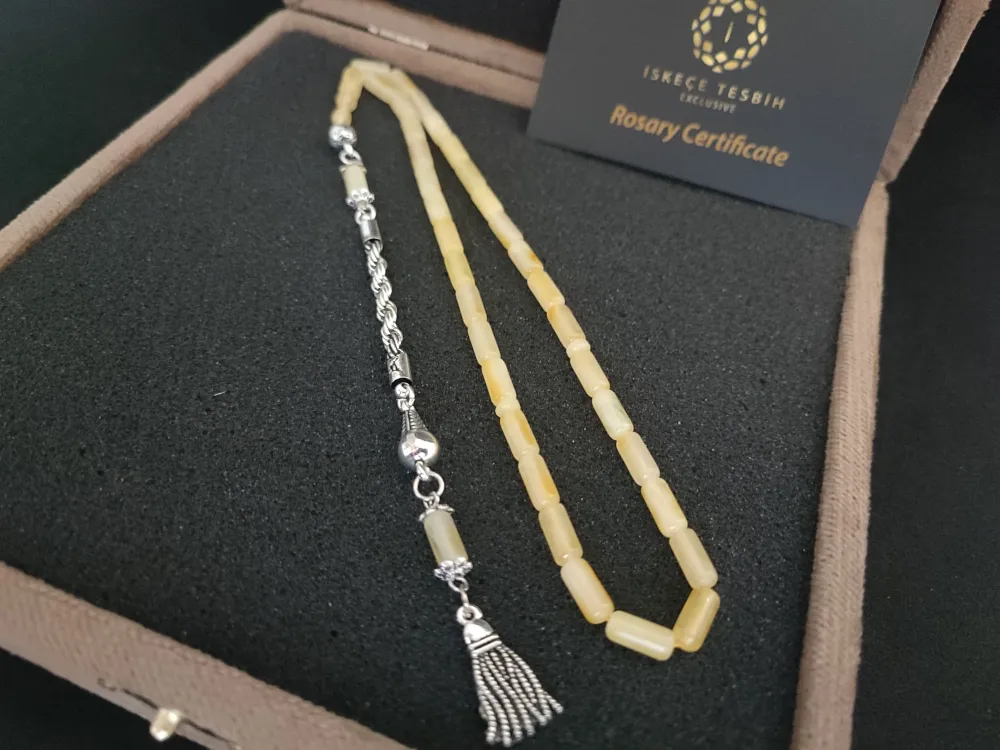 Gümüş Püsküllü Vıp Kadi̇fe Kutulu 10.05 Gr.  Hatasız Kali̇ngrad Krali̇çe Kaya Damla