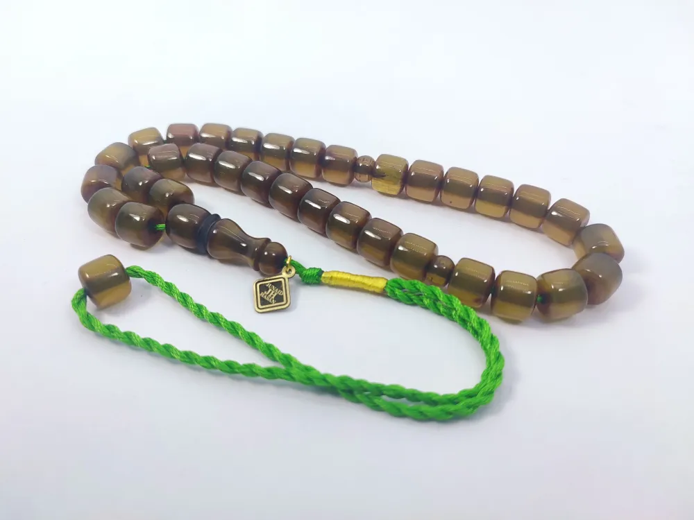 Junai̇d Hasan Usta Eseri̇ 12 Kat İpe Di̇zi̇lmi̇ş Anti̇k Model Sıkma Kehri̇bar