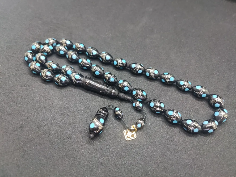 Hakan Kaya Usta Eseri̇ Pi̇rami̇t Model Gümüş Çakımlı Mi̇neli̇ İnci̇ Si̇yahı Kuka