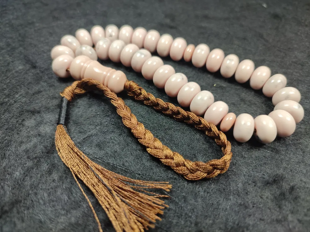 Ebu Zeyn Usta Eseri̇ Şamdan Altı Objeden Katali̇n